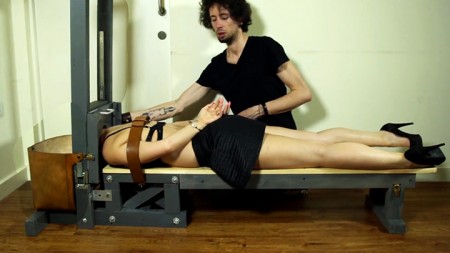 ANNESDREAMS - HEADLESS FOOT HUMILIATION ANNESDREAMS - HEADLESS FOOT HUMILIATION