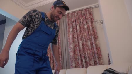 Crime House - HANDYMAN Crime House - HANDYMAN